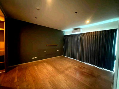 ขายคอนโด : noble solo | spacious 1 bedroom for sale #AS-7805