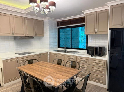 รูปภาพ 2-BR Condo at Fair Tower Condominium near BTS On Nut (ID 3312088)