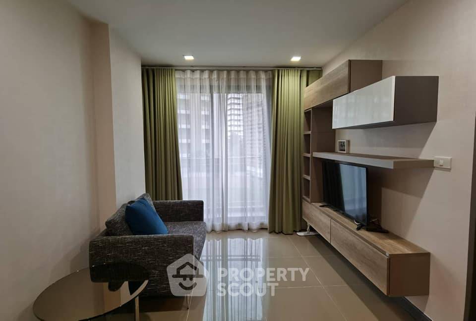 picture Great Value 1-BR at Mirage Sukhumvit 27 Near BTS Asoke (ID 469888) - 2/9