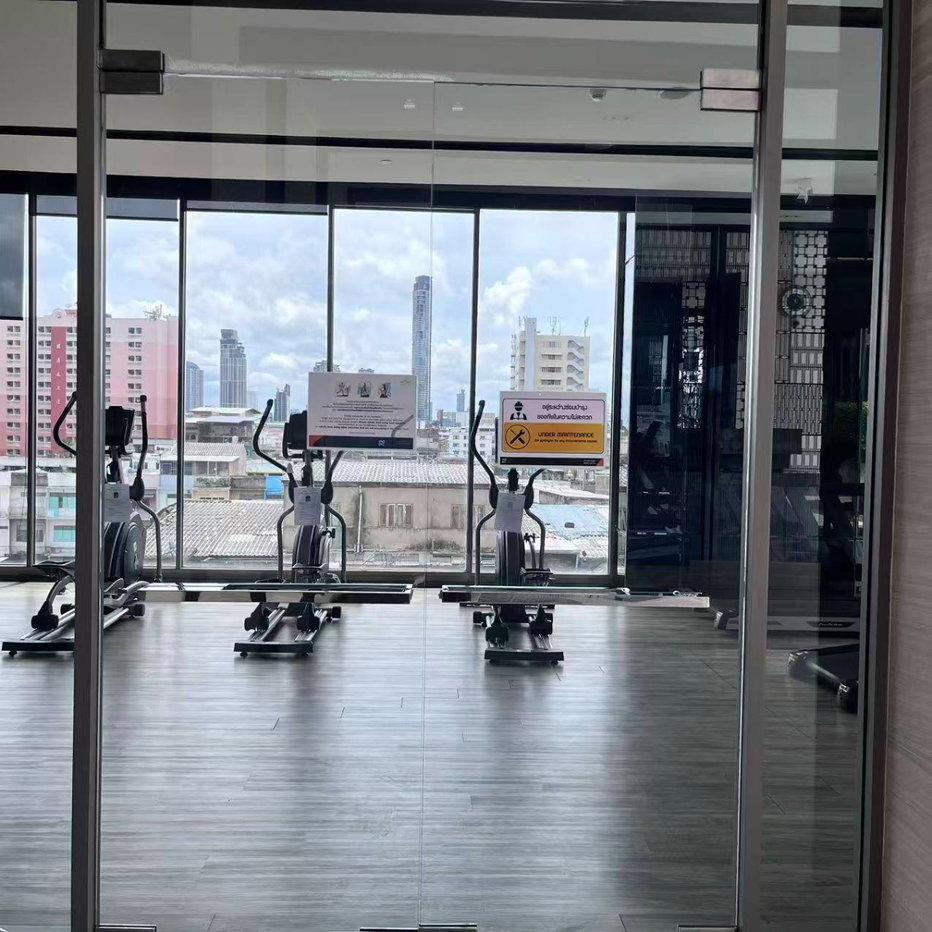 picture 🏙️ FOR SALE | THE ROOM SATHORN – ST. LOUIS 🏙️ - 9/10