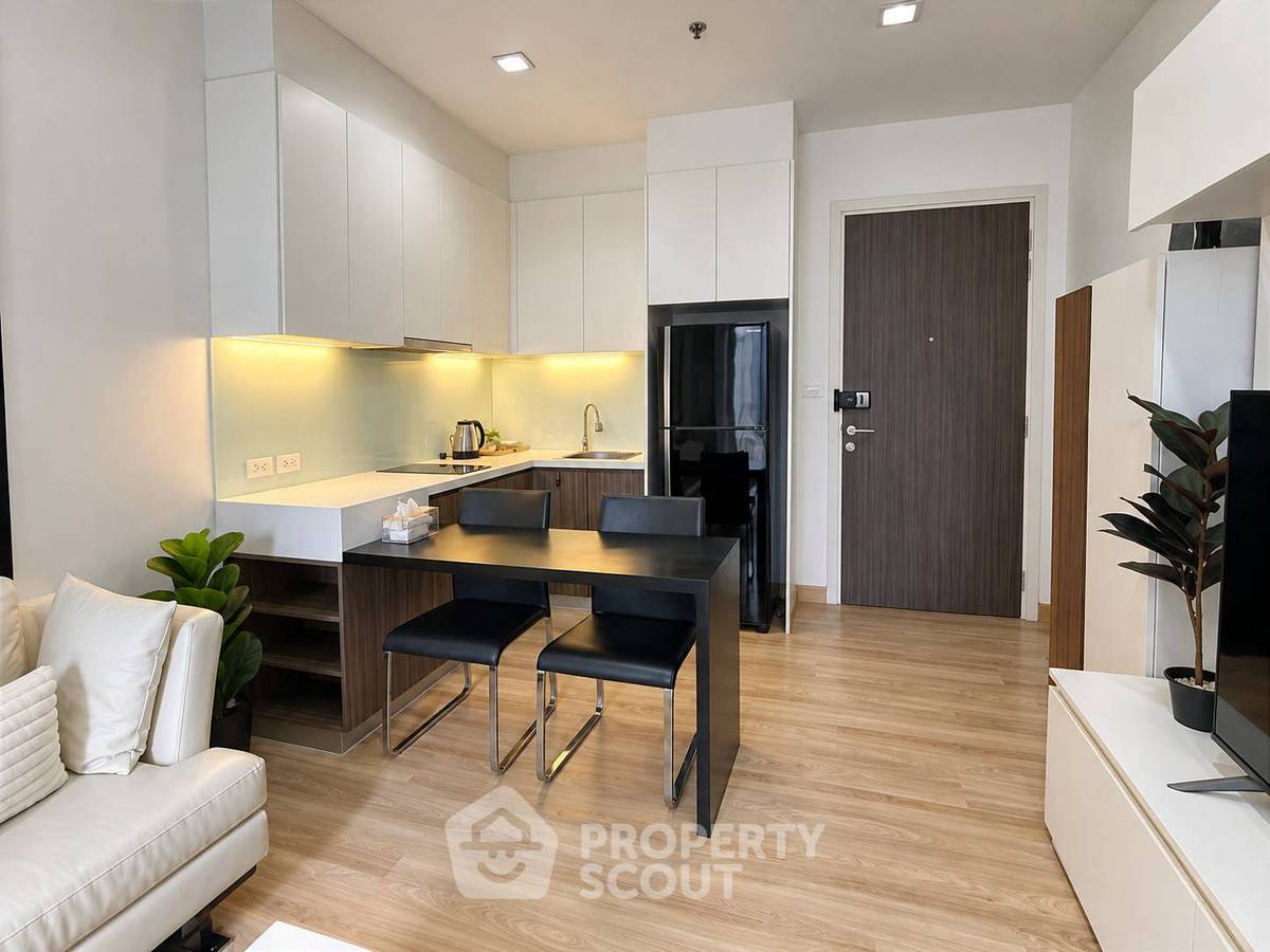 picture 2-BR Condo at Noble State 39 near BTS Phrom Phong (ID 3311123) - 3/12