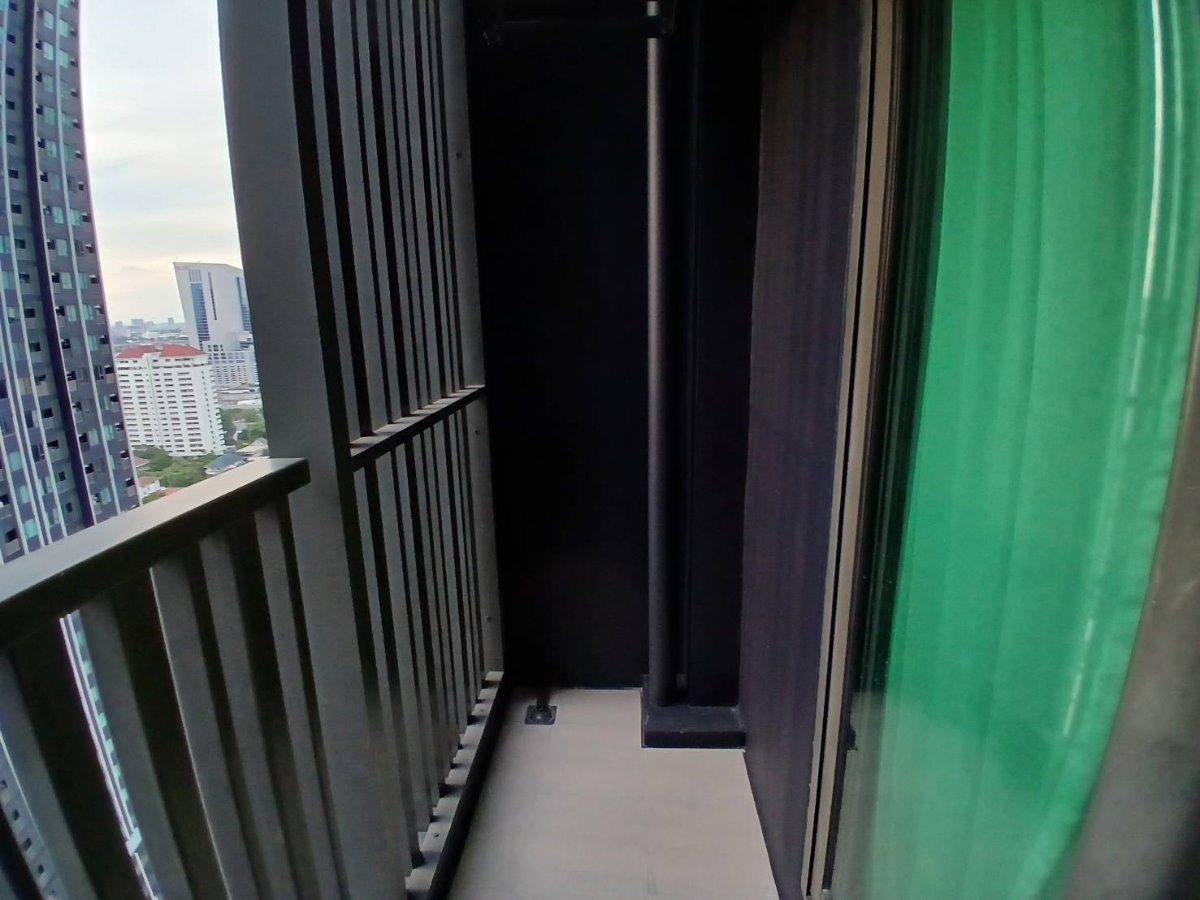 picture For rent, Life Ladprao Cond  35 sqm.Call  099-998-3897 - 16/18