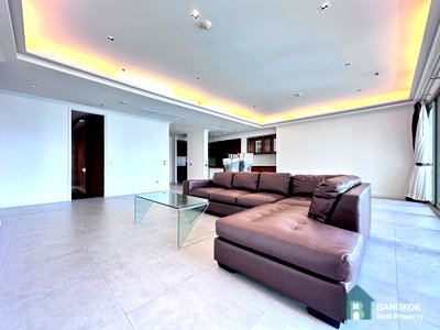Condos for rent : The Lakes  – Spacious 2-Bedroom Residence near BTS Asok