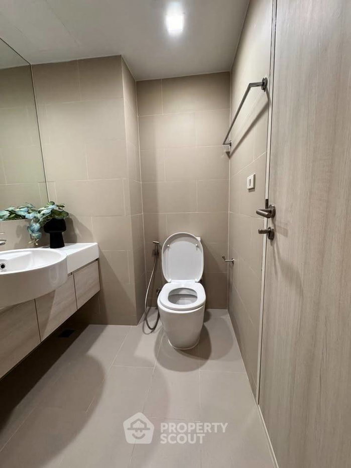 picture 1-BR Condo at Double Lake Condominium in Ban Mai (ID 2522049) - 7/9