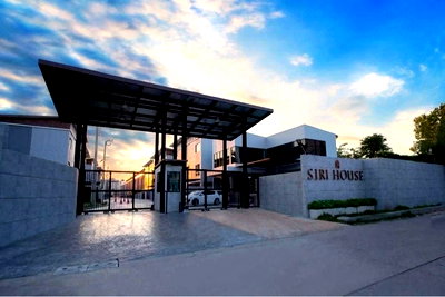 Townhouses for rent : 3-story townhome for rent at Siri House Ratchada 18.