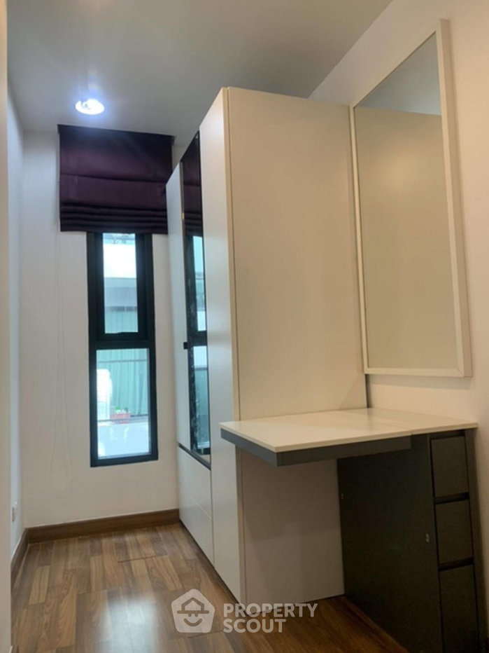 รูป คอนโด 1-ห้องนอน ที่ ซีนิธ เพลส สุขุมวิท 42 คอนโดมิเนียม ใกล้ BTS เอกมัย (ID 3309815) - รูปที่ 5/8
