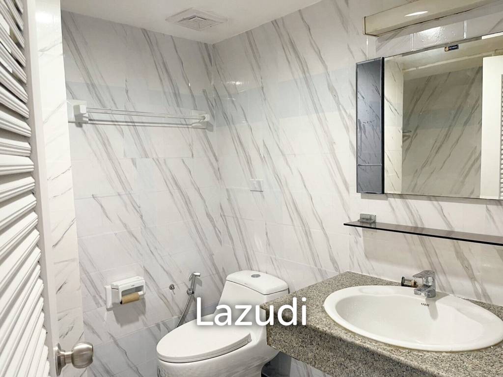 picture 5 Bed 5 Bath 220 SQ.M Royal Castle Sukhumvit - 27/29