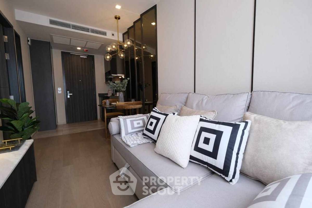picture 38th-Floor 1-BR Ashton Asoke 20m To MRT Sukhumvit (ID 1409102) - 2/10