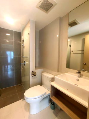 Condos for sale : 🔥 [OWNER DIRECT SALE] 32 sq.m. Condo Near BTS — Easy Access to Shopping & Expressway