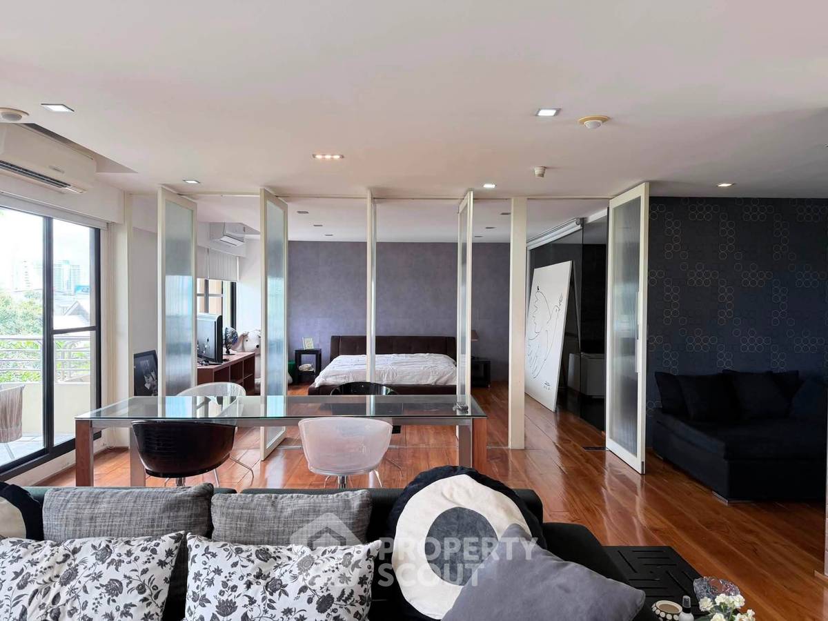 picture Spacious 2-BR 150 Sqm, Supreme Ville Condominium, MRT Khlong Toei (ID 3309381) - 9/20