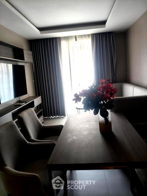 Condos for rent : 100m To BTS Thong Lor: 2-BR Condo At Urbitia Thong Lo (ID 3309777)