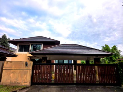 Houses for sale Boromarajonani Nursing College Chiang Mai : 🏡✨ C7MG100964 Two-Storey Pool Villa for Sale in Baan Wang Tan, Chiang Mai — THB 9 Million ✨🏡