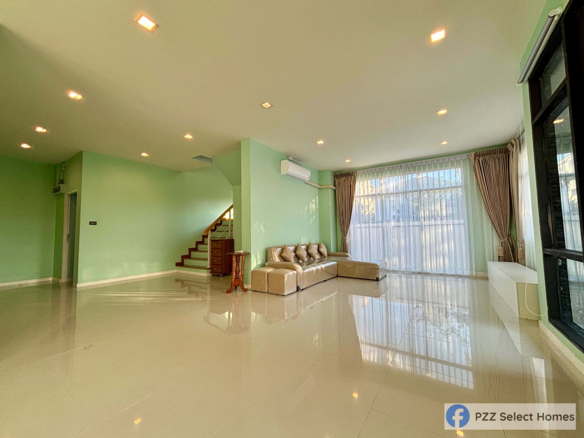 รูป บ้านเดี่ยว โครงการ The Ozone PanyaIndra P4 ราคาเข้าถึงได้ พร้อมขาย/ราคาต่ำที่สุด พร้อมบ้านหลังใหญ่กว่า - รูปที่ 4/12