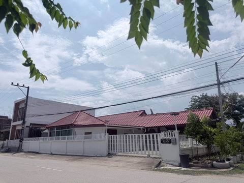 POS บ้านเดี่ยวหลังใหญ่ (5 ห้องนอน) พื้นที่เยอะ ใกล้ตลาดเจริญ สี่แยกหลุยส์ เชียงใหม่ เงียบสงบและเป็นส่วนตัว (โทร/ไลน์ 088-5986998)