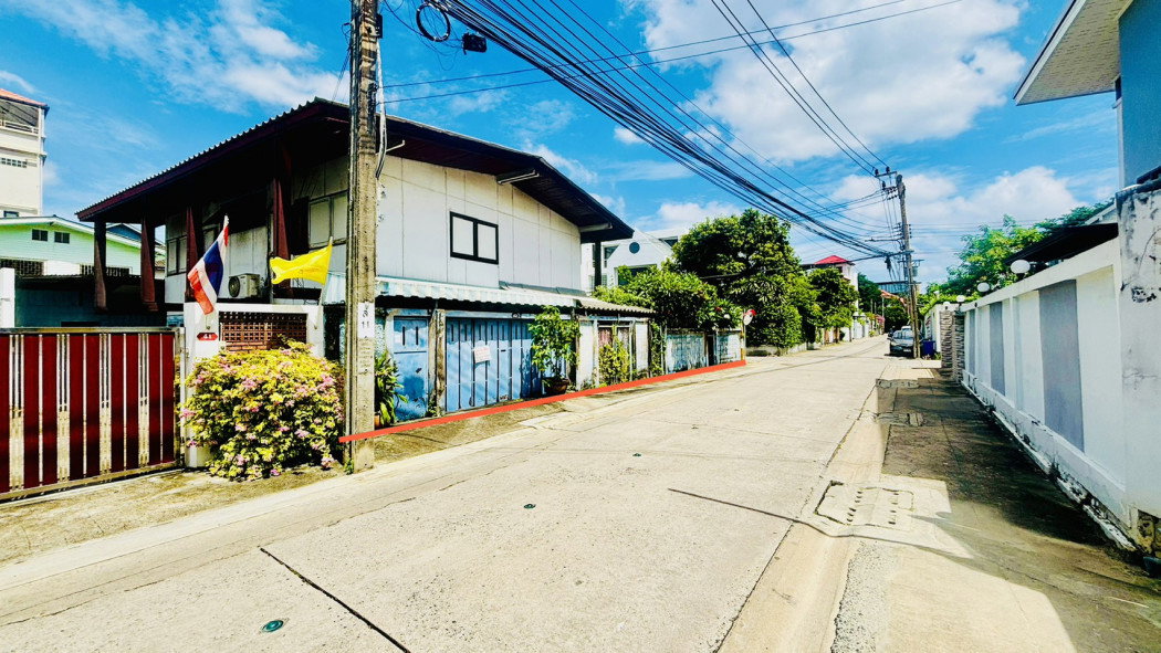 รูป ขาย ที่ดิน อารีย์ พหลโยธิน 8                เนื้อที่ 84 ตรว - รูปที่ 2/10