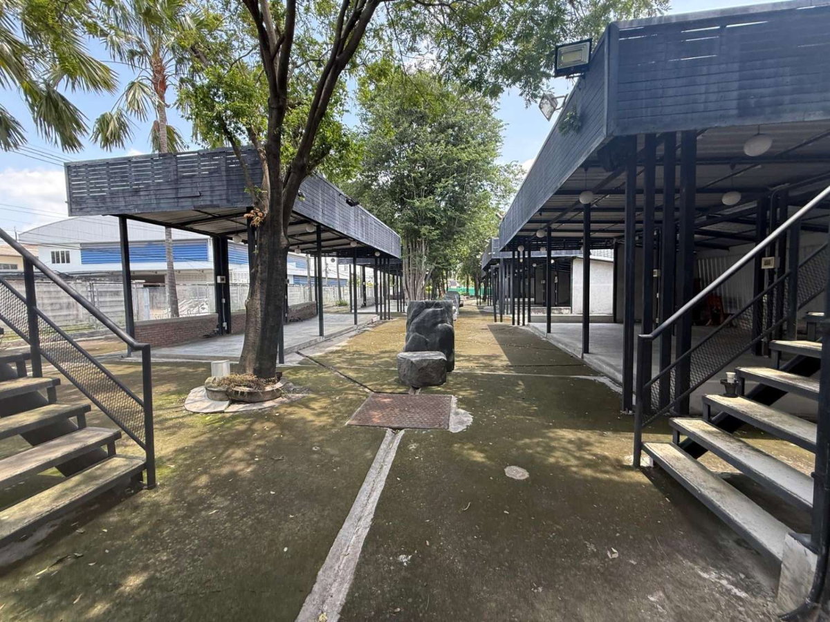 picture LAND FOR RENT 1 RAI | PRIME PLOT ON NIMIT MAI ROAD | NIMIT MAI SOI 11 | IDEAL FOR BUSINESS - 17/19