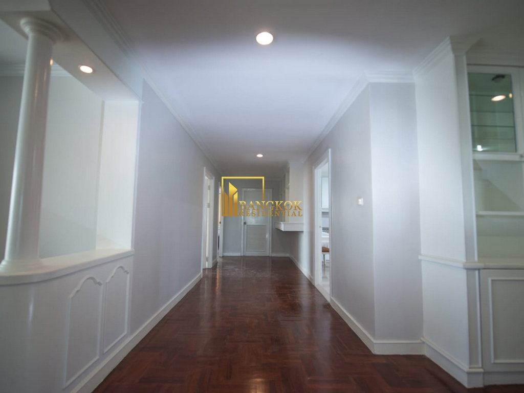 รูป Oriental Towers | Very Spacious 3 Bedroom Condo in Ekkamai - BR6656CD - รูปที่ 8/31