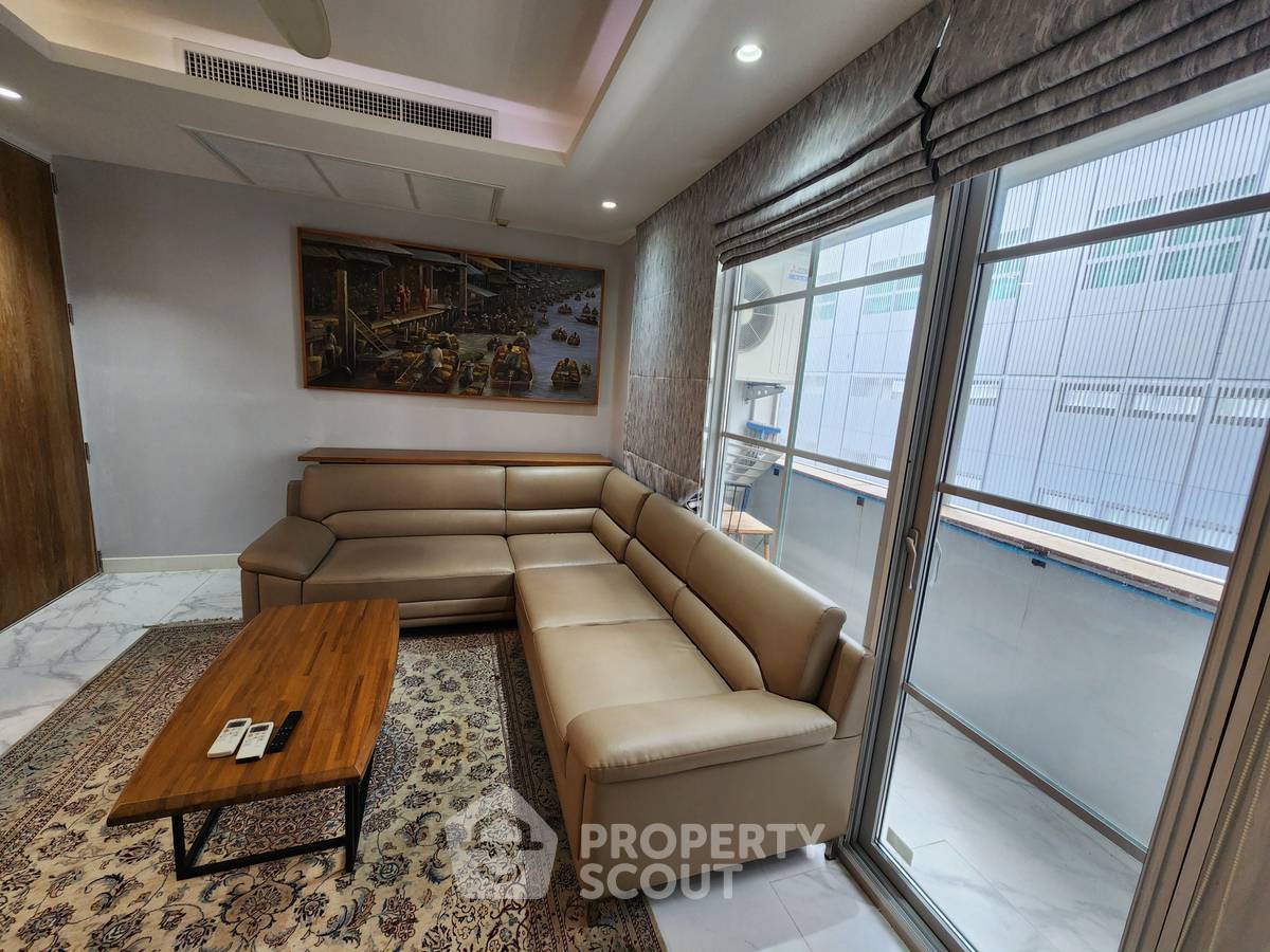 รูป ขายคอนโด 2 ห้องนอน Baan Thanon Sarasin Condominium ใกล้ BTS ราชดำริ (ID 2297112) - รูปที่ 7/9