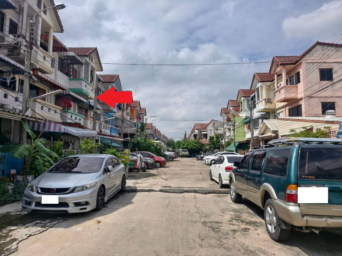 รูป ขายบ้านทาวน์เฮาส์ 3 ชั้น ซอยคู้บอน 27 หมู่บ้านรามอินทรา 71 - รูปที่ 2/8