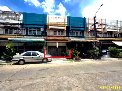 Shophouses for sale SCB Park : SHOP HOUSE 16 Sq.w. Lat Phrao Bangkok for 3.2M