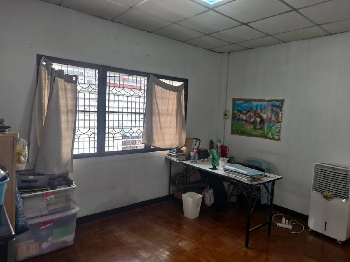 รูป ขายบ้านทาวน์เฮาส์ 3 ชั้น ซอยคู้บอน 27 หมู่บ้านรามอินทรา 71 - รูปที่ 6/8