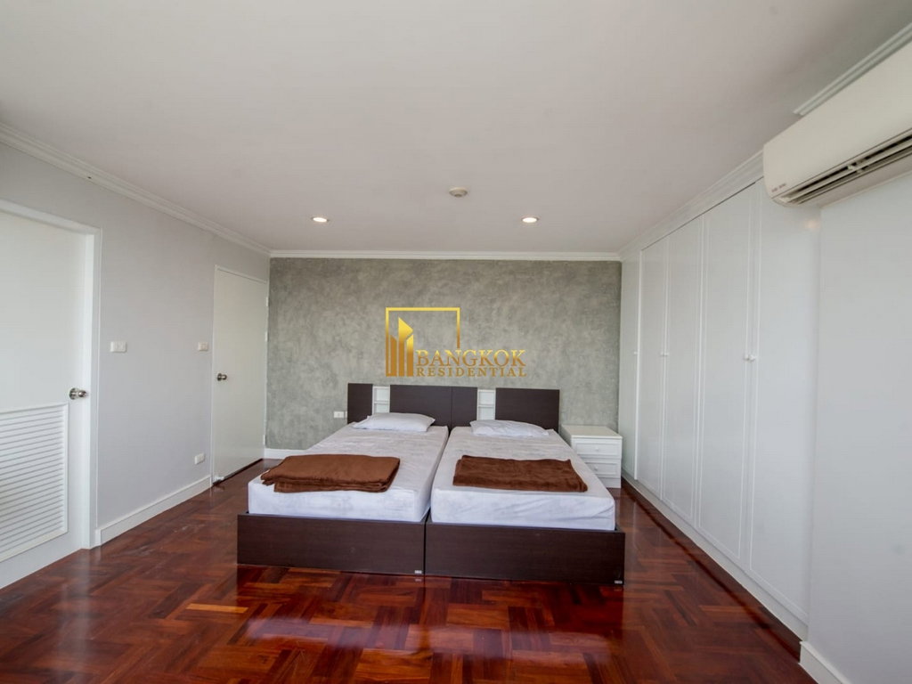รูป Oriental Towers | Very Spacious 3 Bedroom Condo in Ekkamai - BR6656CD - รูปที่ 9/31