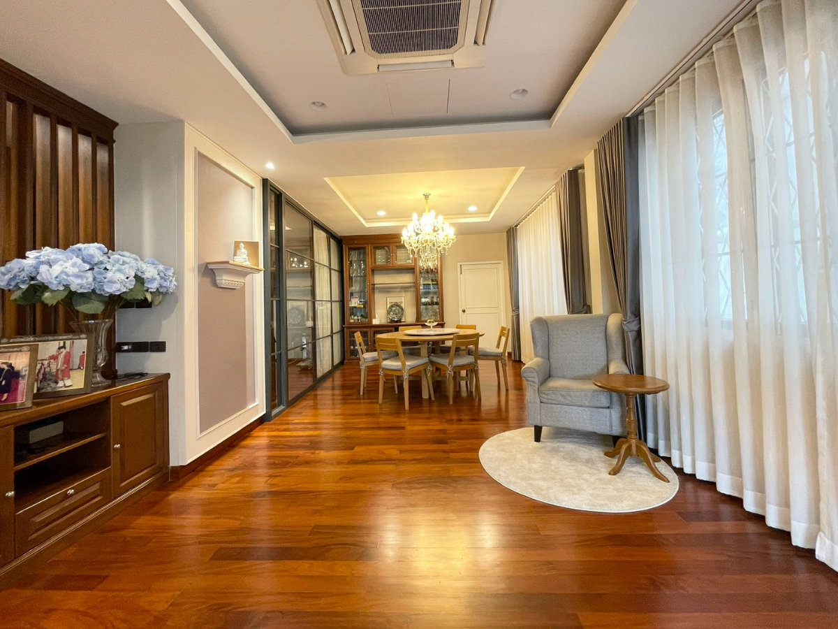 รูป ให้เช่า บ้านเดี่ยว 3 ชั้น ทองหล่อ 25 | ที่ดิน 112 ตร.ว. | พื้นที่ใช้สอย 420 ตร.ม. | 5 ห้องนอน | ใจกลางทองหล่อ - รูปที่ 6/40