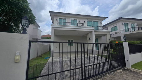 Laddarom Chatuchot 15   House For Rent / Line : @mintocondo