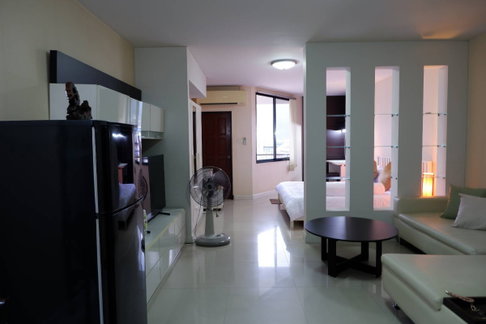 POS คอนโด เดอะ ทรีโอ้ (The Trio Condo) ห้องใหญ่กว้างมาก วิวมองเห็นดอยสุเทพ กั้นห้องเป็นสัดส่วน เฟอร์นิเจอร์ครบ (โทร/ไลน์ 088-5986998)