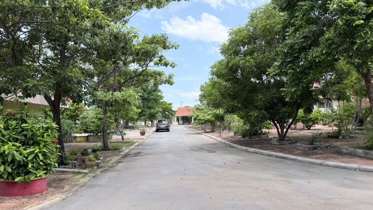รูป ขายบ้านเดี่ยว 3 หลัง พร้อมที่ดิน 10 ไร่ (ผังสีชมพู) นาดี สมุทรสาคร เหมาะสร้างโรงงาน โกดัง - รูปที่ 7/32
