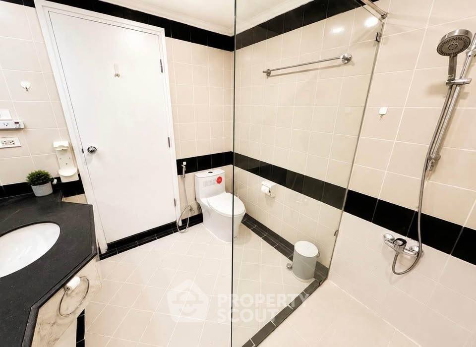 picture 2-BR Condo For Rent At Baan Piya Sathorn Near MRT Silom (ID 3313892) - 9/18