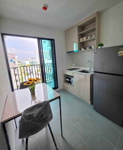 1-bed condo for rent, 32 sqm, Chewathai Hallmark Ekkamai - Raminthra