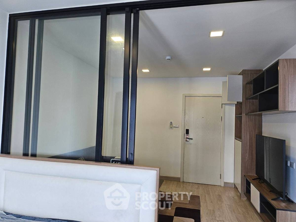 picture 1-BR 28.5 Sqm Condo For Rent, The One Plus Grand Ramkhamhaeng (ID 2051681) - 7/9