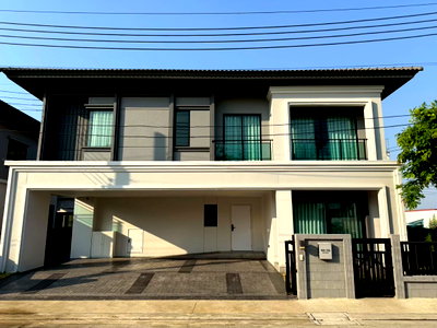 Houses for rent Samut Prakarn : For Rent: Britannia Bangna–Srivaree | Largest House Model | Corner Plot Next to Park | 4 Bedrooms