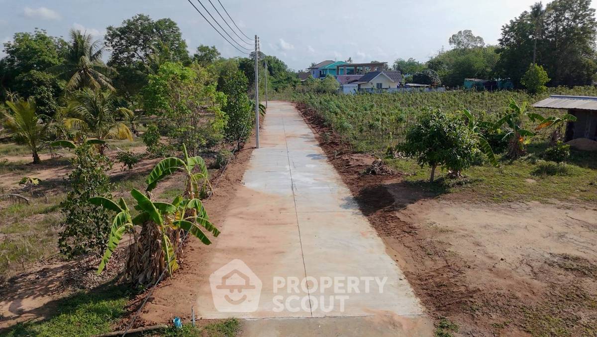 รูป ที่ดินสำหรับขายในหนองปลาไหล พัทยา ชลบุรี (ID 3315865) - รูปที่ 7/7