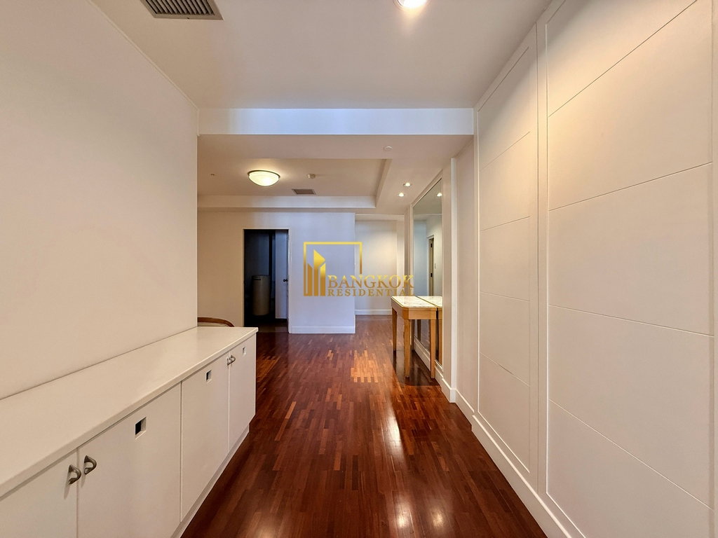picture Expansive 3 Bedroom Apartment For Rent in Phrom Phong - BR21384AP - 10/50