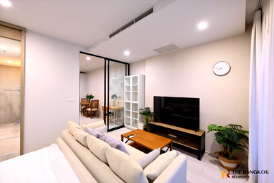 Condos for sale : 💎💎 Noble Ploenchit Beautiful Move-in Ready Unit with Private Lift, CBD, Near Central Embassy / BTS Phloen Chit 💎💎
