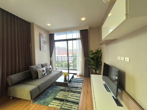 FOR RENT 1bedroom : STYLISH CONDO near nimman CMU Maya  :Tel. 082-389-9314 (Boo)