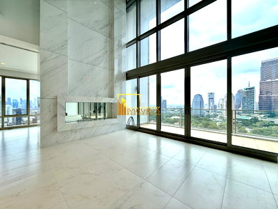 ขายคอนโด : 185 Rajadamri | Rare 3 Bed Duplex Luxury Condo in Prime Area - BR13916CD