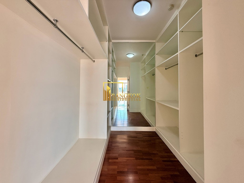 picture Exceptional 3 Bedroom Apartment For Rent in Sukhumvit 24 - BR21316AP - 19/33