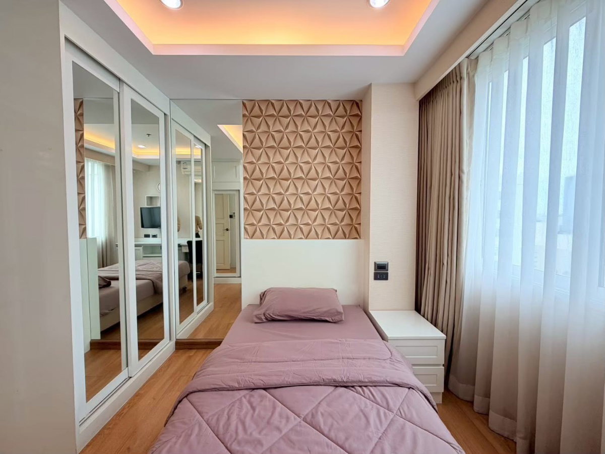 รูป ปล่อยเช่า คอนโด 3 ห้องนอน ตกแต่ง Luxury : Supalai Wellington : ใกล้ MRT ศูนณ์วัฒนธรรม และใกล้ ใกล้จุด ขึ้น-ลง ทางด่วนศรีรัช - รูปที่ 14/19