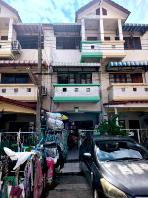 Townhouses for sale : Townhouse 3fl. for Sale in Khubon 27, Ram Inthra 71 Village, Project 1 Sold As-Is
