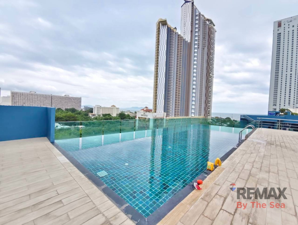 picture Pool Access Beachfront Condo for Rent at ACQUA Jomtien | 1 Bedroom, 40 SQ.M. - 11/13