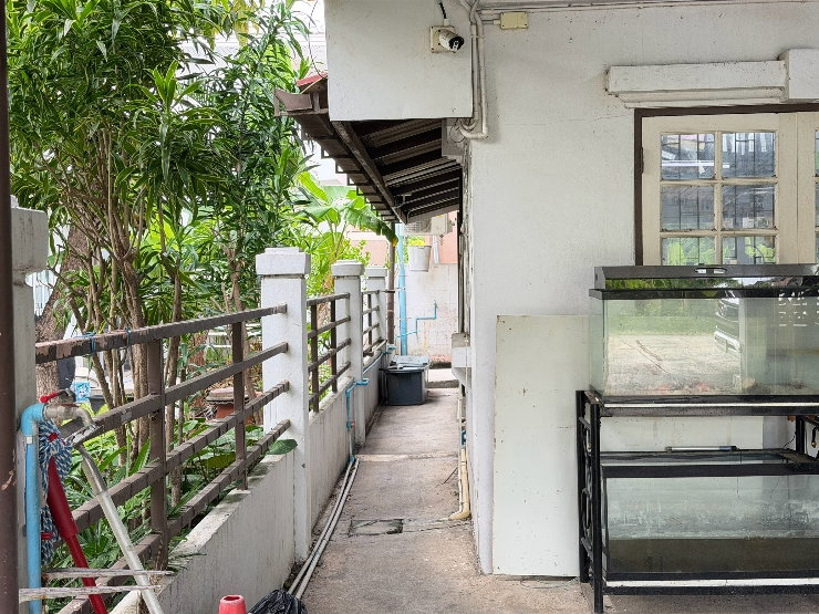 รูป ขายบ้านเดี่ยว 60ตรว. 7 ห้องอเนกประสงค์ 2 ห้องน้ำ หมู่บ้านโหลเด้นเพลส วัชรพล 1/4 ใหล้ทางด้วยสุขาภิบาล5 - รูปที่ 20/44