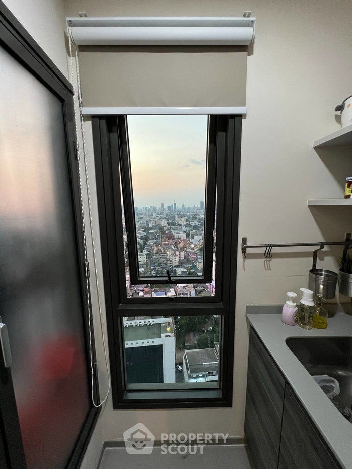 picture 1-BR Condo at Centric Ratchada - Huai Khwang near MRT Huai Khwang (ID 675116) - 4/11