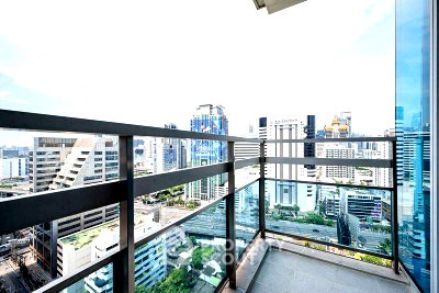 คอนโดให้เช่า : ชั้น 21 ห้อง 4 ห้องนอน Athenee Residence ใกล้ BTS เพลินจิต 200 ม. (ID 3246027)