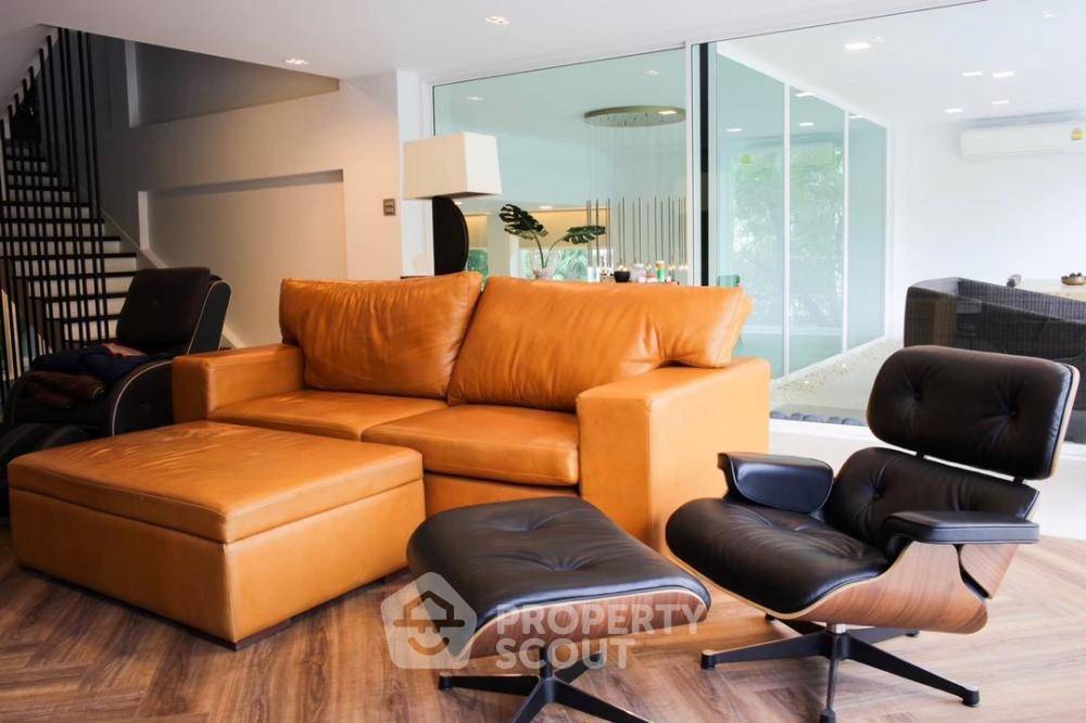รูป คอนโด 3 ห้องนอน 650 ตร.ม. Prompak Gardens ใกล้ BTS พร้อมพงษ์ (ID 1032317) - รูปที่ 13/48