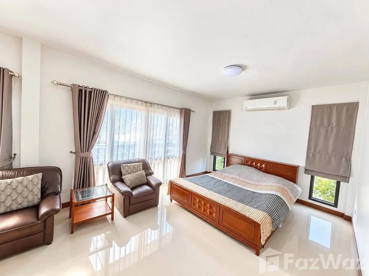 picture Phanason Private Home, Kathu 6784349 - 10/12
