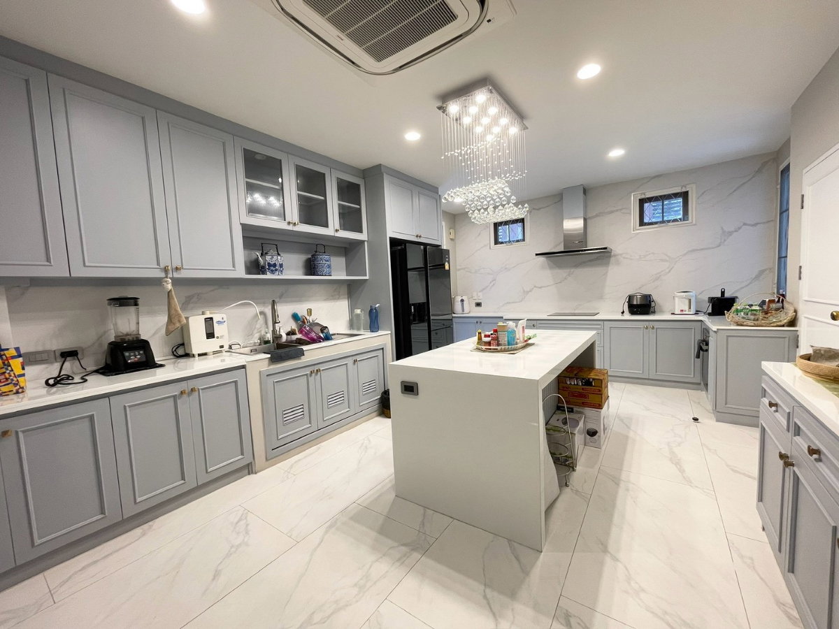 รูป ให้เช่า บ้านเดี่ยว 3 ชั้น ทองหล่อ 25 | ที่ดิน 112 ตร.ว. | พื้นที่ใช้สอย 420 ตร.ม. | 5 ห้องนอน | ใจกลางทองหล่อ - รูปที่ 18/40