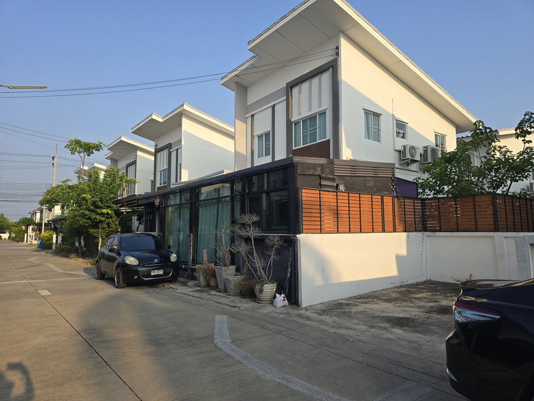 รูป บ้านแฝด 39.2 ตร.วา แลนซีโอ คริป เพชรเกษม 81 กระทุ่มแบน สมุทรสาคร 3.5M - รูปที่ 1/4